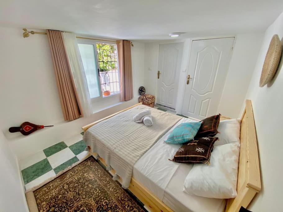 Dar Shmous -1- دار شموس Tânger Exterior foto