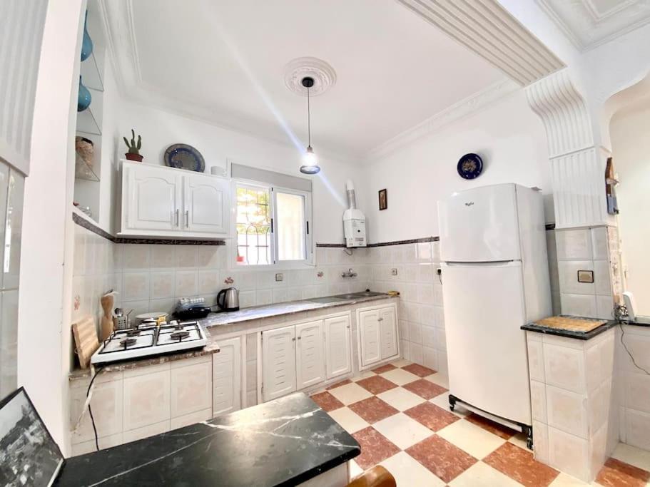 Dar Shmous -1- دار شموس Tânger Exterior foto